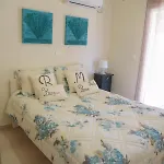 بيت للعطل Limnia