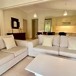 Limnia بيت للعطل Kondaraíni