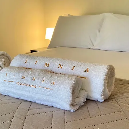بيت للعطل Limnia