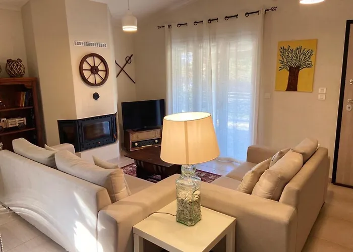 Holiday home Limnia *